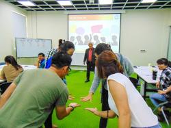 Kỹ năng quản lý cảm xúc hiệu quả - Pou Sung (08.08.2019)